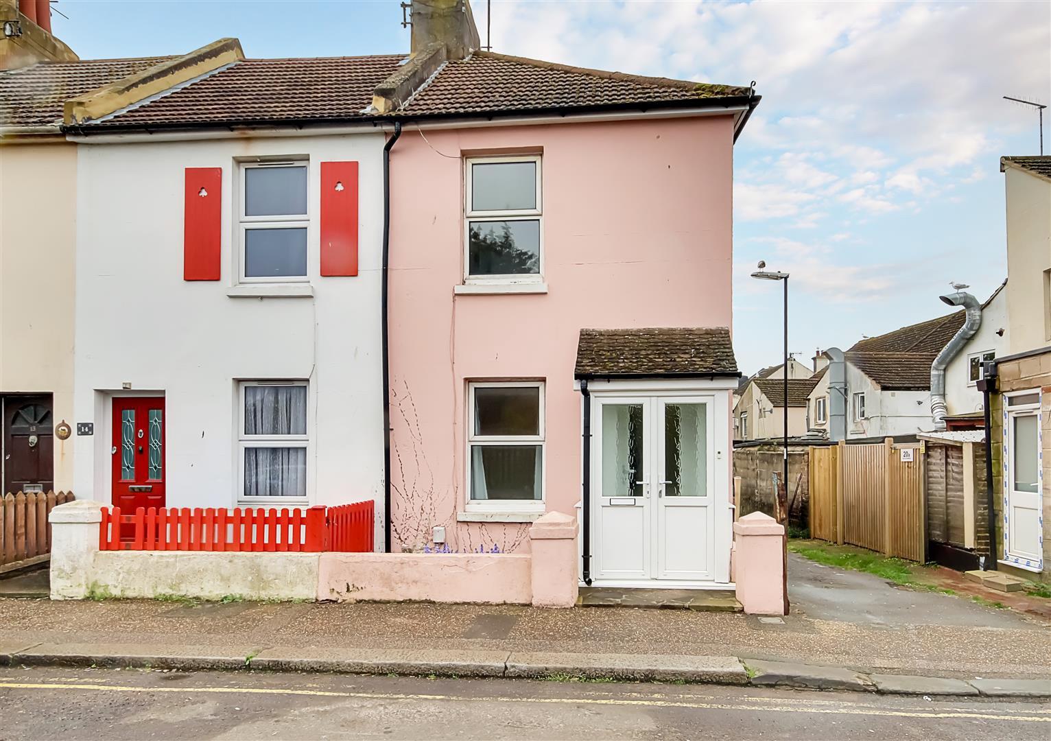 House - End Terrace | Cross Street, Worthing | For Sale